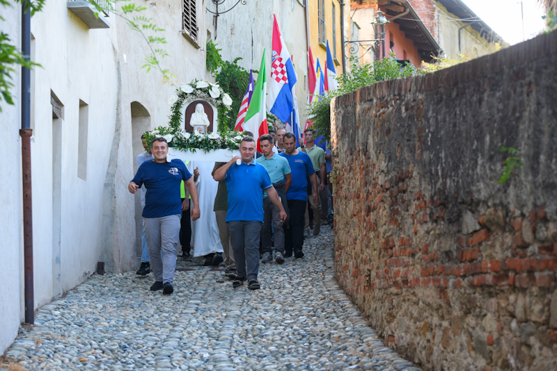 Pielgrzymka „dziękczynna” do Matki Elviry